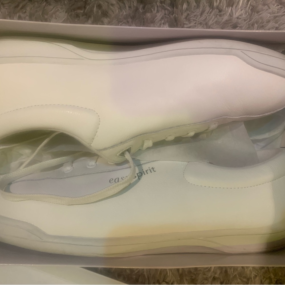White Leather Tennis Shoe Size 11